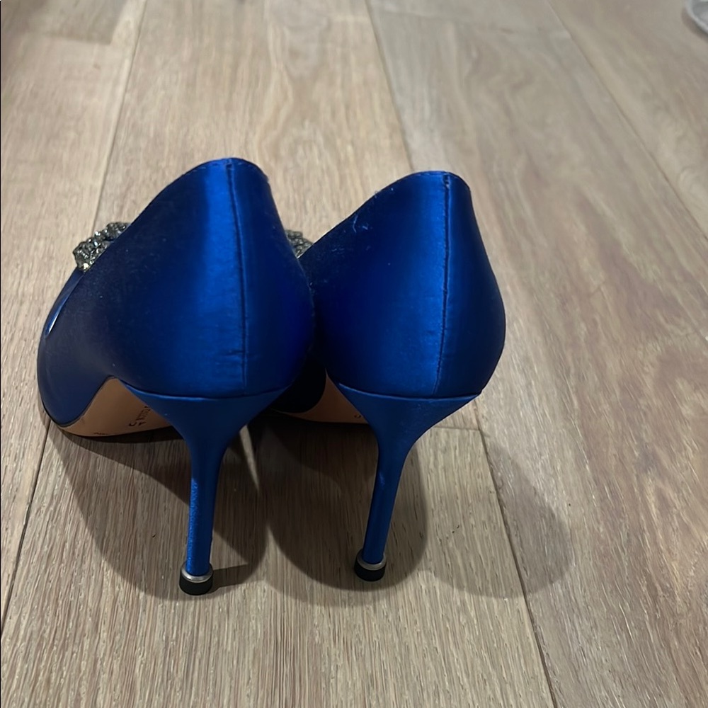 Manolo Blahnik Hangisi Royal Blue Satin Heels with Embellished Buckle 90mm - Picture 3 of 4